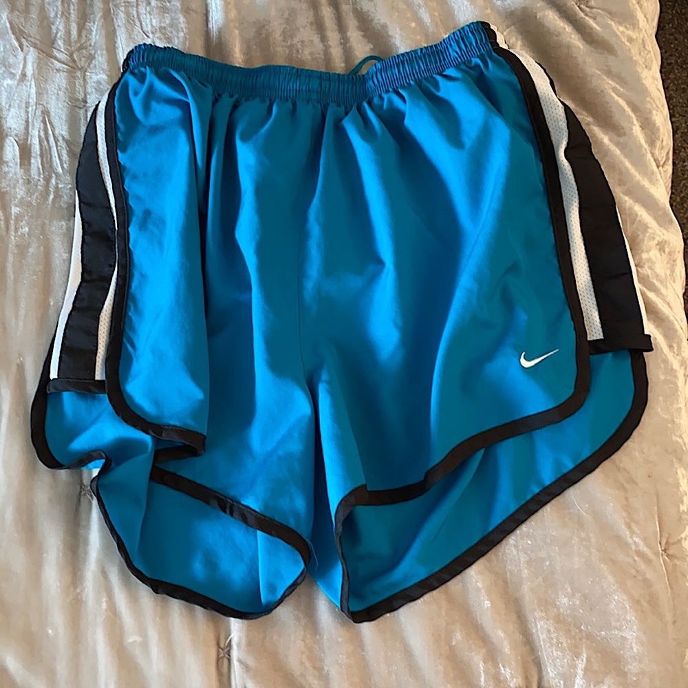 Nike drifit running shorts— size medium